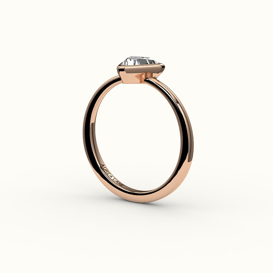 Trillion Cut Bezel Ring Setting