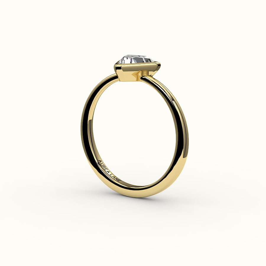 Trillion Cut Bezel Ring Setting