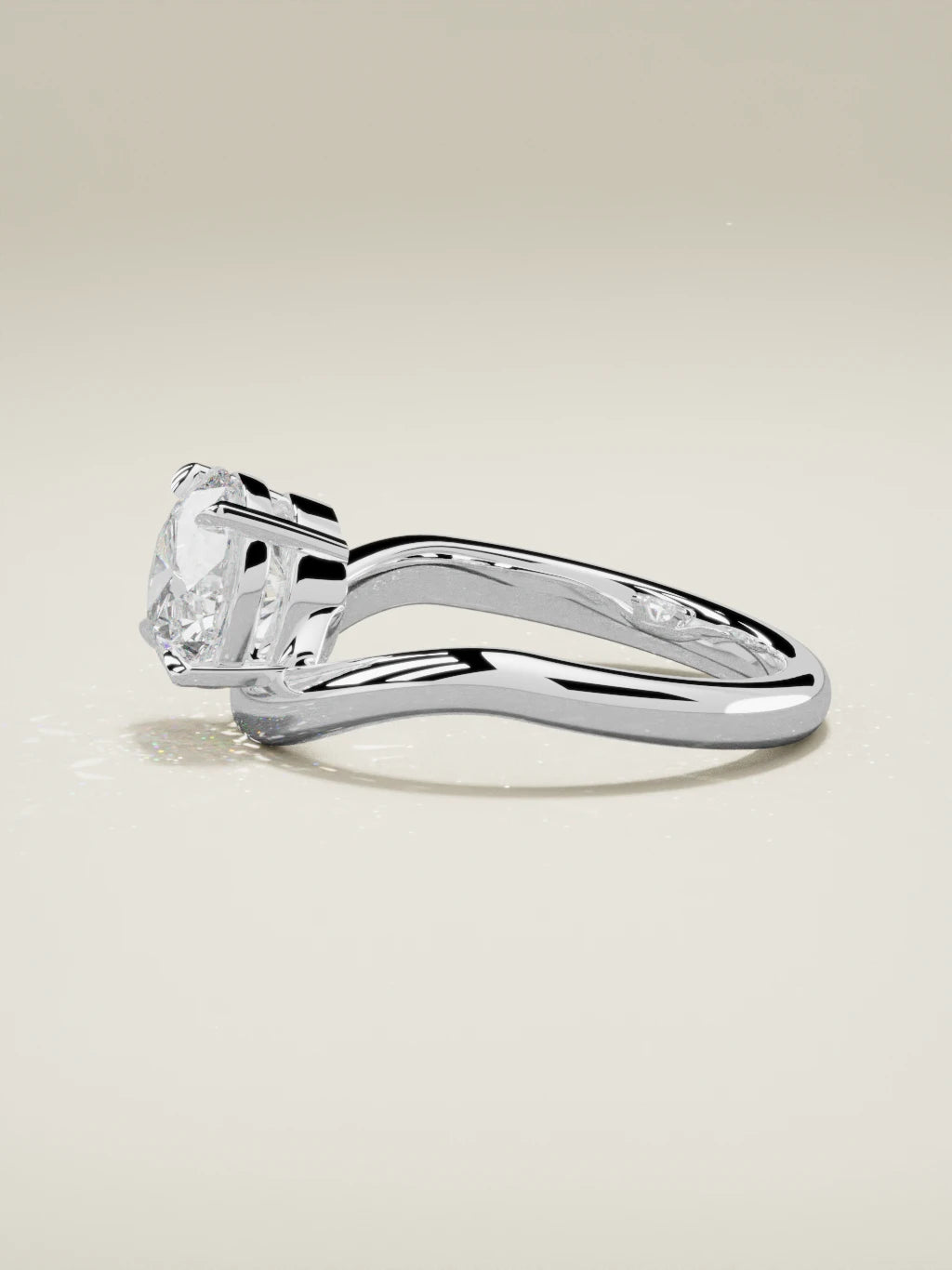 The Arco, solitario con diamante redondo de laboratorio en oro blanco 14K, vista lateral