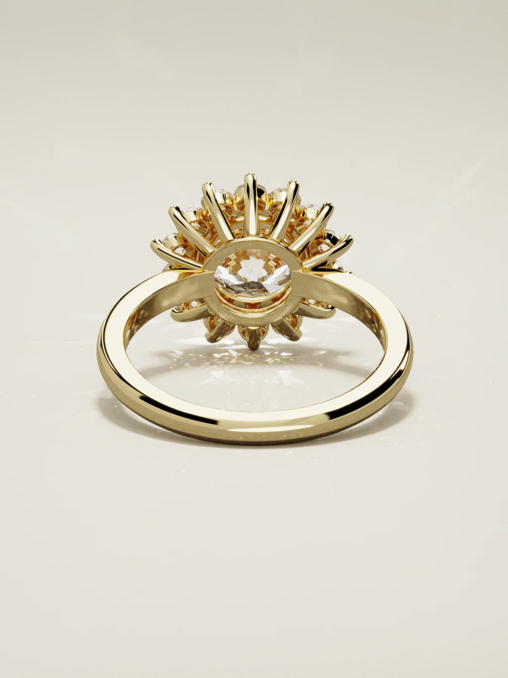 The Aura, solitario con diamante redondo de laboratorio en oro amarillo 14K, vista trasera