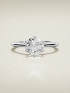 The Azahar, solitario con diamante redondo de laboratorio en oro blanco 14K, vista frontal