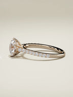 The Blonda, solitario con diamante redondo de laboratorio en oro rosa 14K, vista lateral