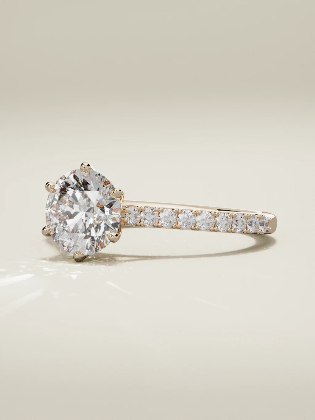 The Blonda, solitario con diamante redondo de laboratorio en oro rosa 14K, vista de tres cuartos