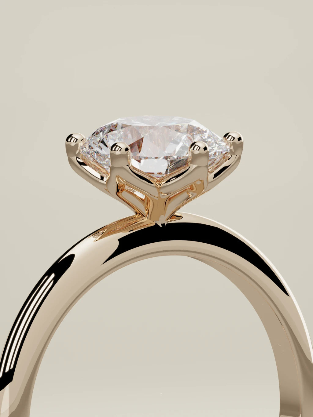 The Dalia, solitario con diamante redondo de laboratorio en oro rosa 14K, de pie, vista de tres cuartos