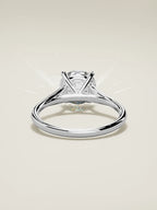 The Lazo, solitario con diamante redondo de laboratorio en oro blanco 14K, vista trasera
