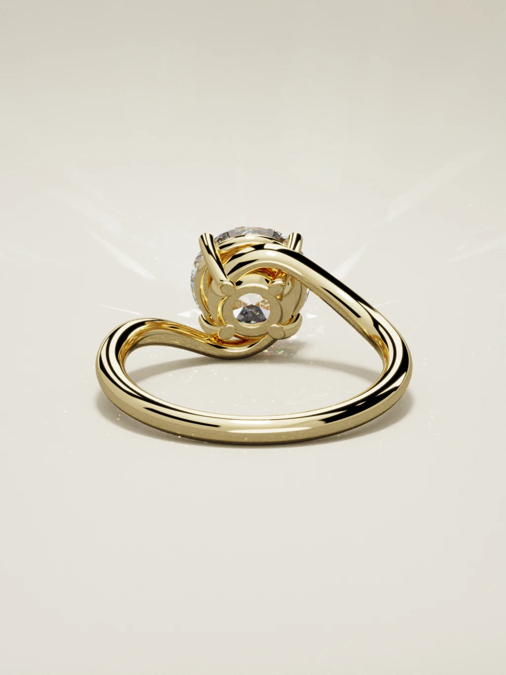 The Ola, solitario con diamante redondo de laboratorio en oro amarillo 14K, vista trasera