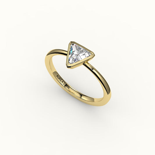 Trillion Cut Bezel Ring Setting
