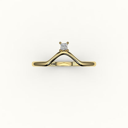 Princess Cut V Diamond Curved Band