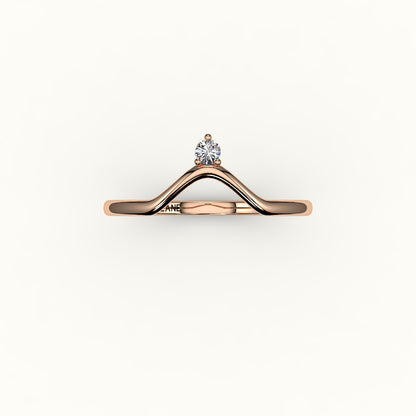 Round Cut V Diamond Curved Band