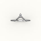 Round Cut V Diamond Curved Band