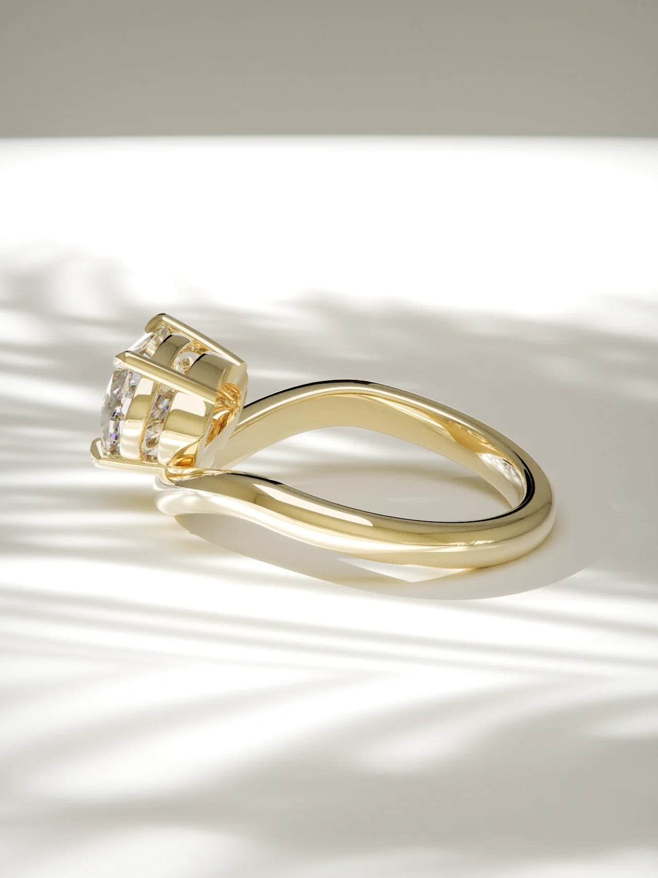 The Arco | East West Oval Solitaire