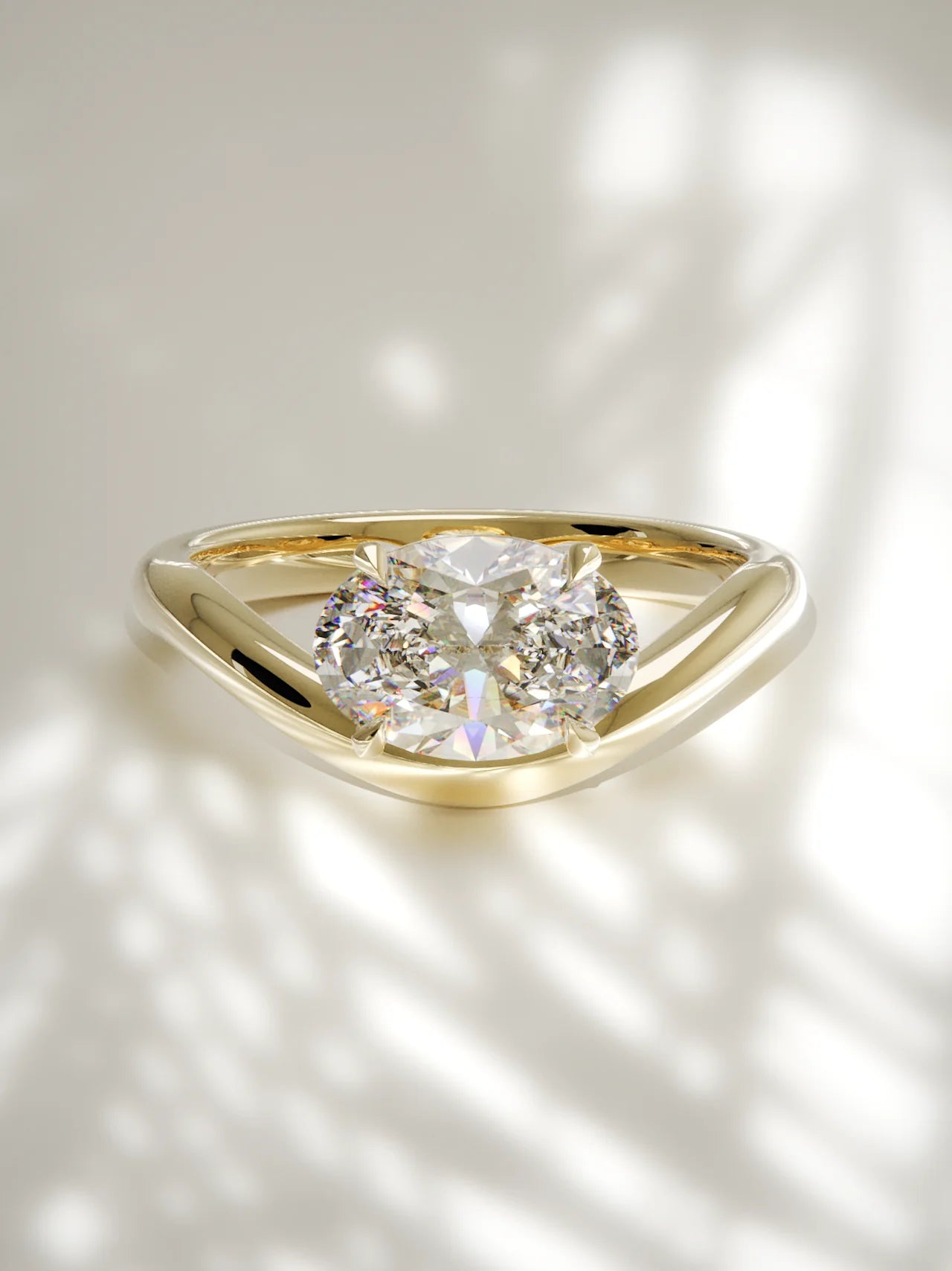 The Arco | East West Oval Solitaire